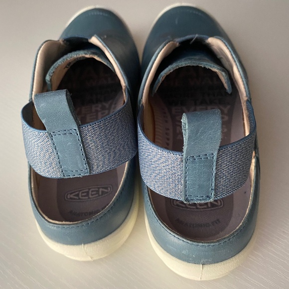 Keen Lorelai II Blue Leather Slip-On Sneakers Sling Back Size 9.5 - Picture 6 of 12